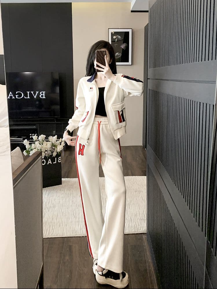 パンツセットアップ サイドラインデザインジップアップジャージ風セットアップ
