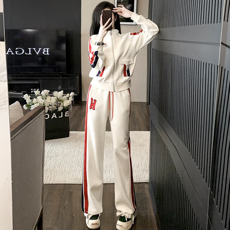 パンツセットアップ サイドラインデザインジップアップジャージ風セットアップ