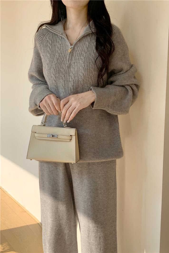 ケーブル編みジップアップニットワイドパンツセットアップ