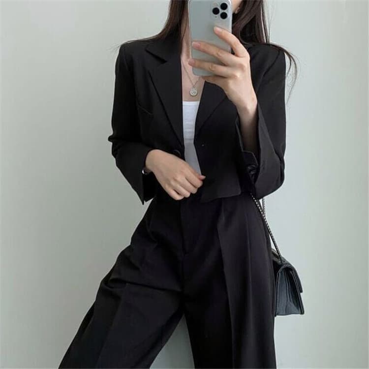 パンツセットアップ クロップド丈ゆったりパンツセットアップ