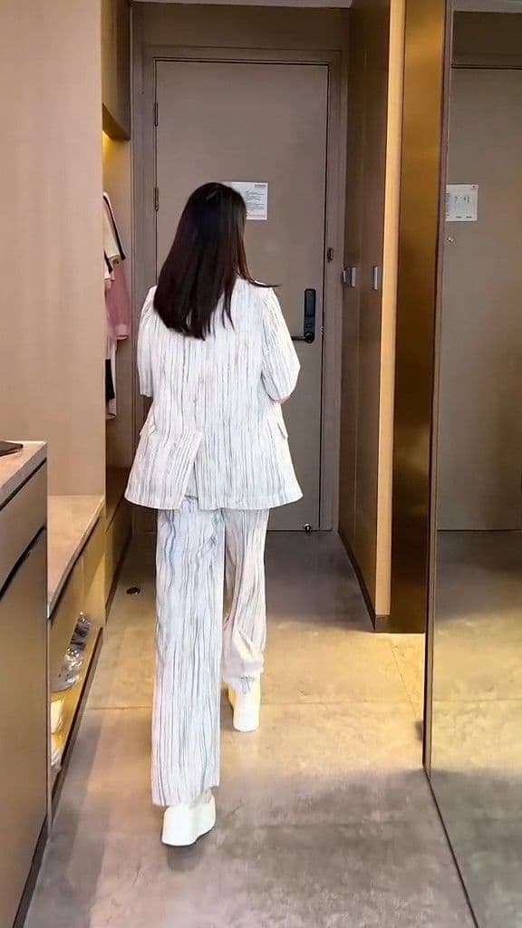 パンツセットアップ ワイド 優雅な半袖ストライプ