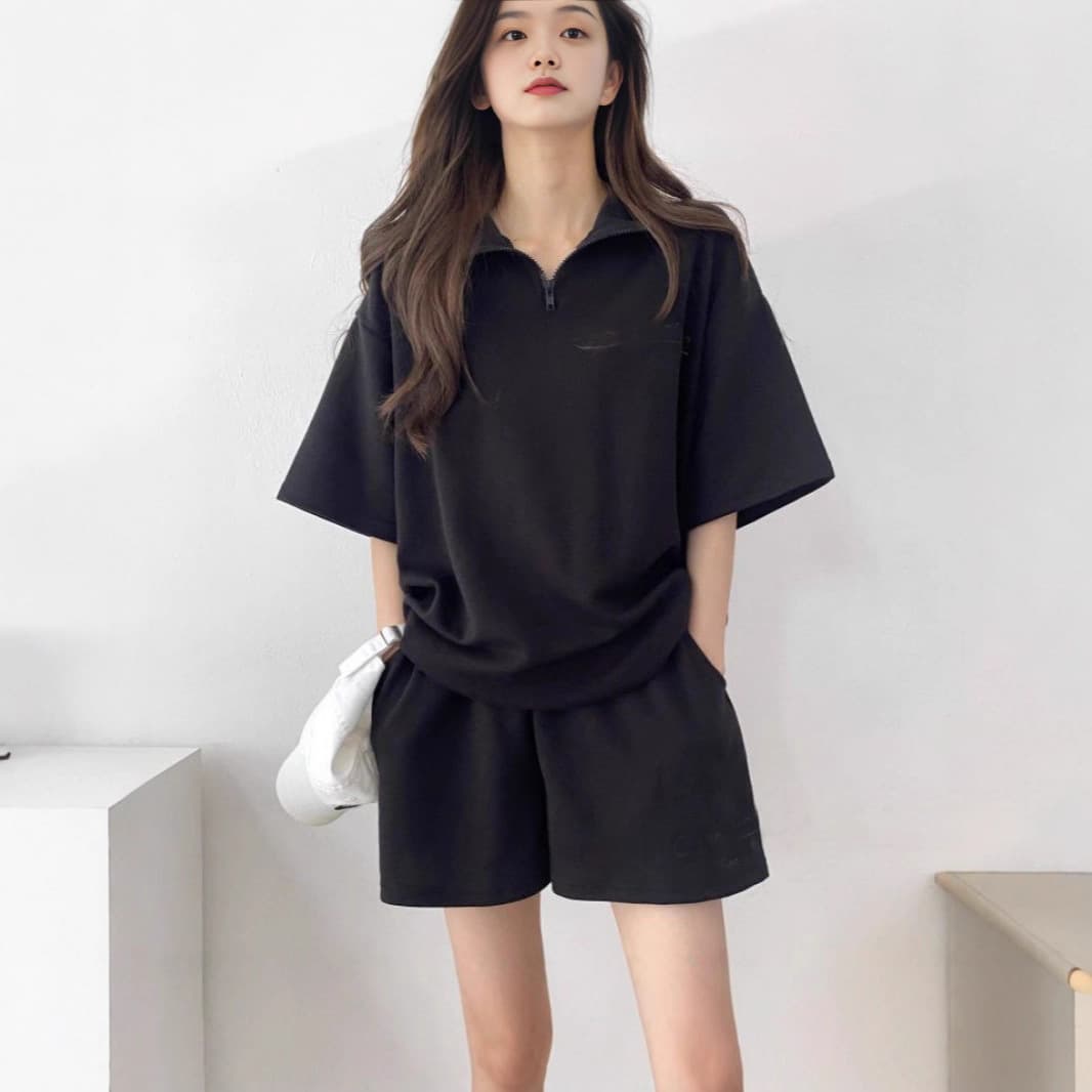 パンツセットアップ 半袖ジップアップトップス＆ショートパンツ上下セット