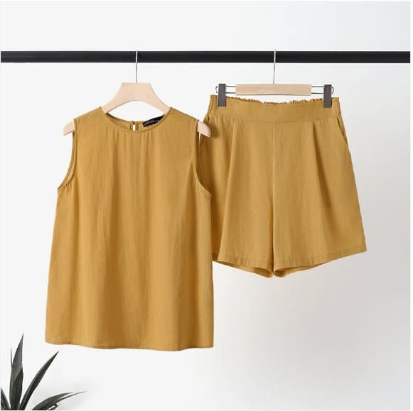 パンツセットアップ ノースリーブ上品ショートパンツセット