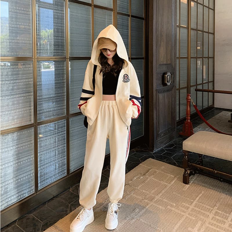 パンツセットアップ スポーティフード付きワイドパンツセット