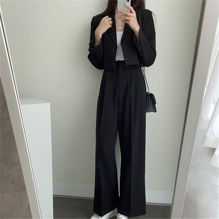 パンツセットアップ クロップド丈ゆったりパンツセットアップ