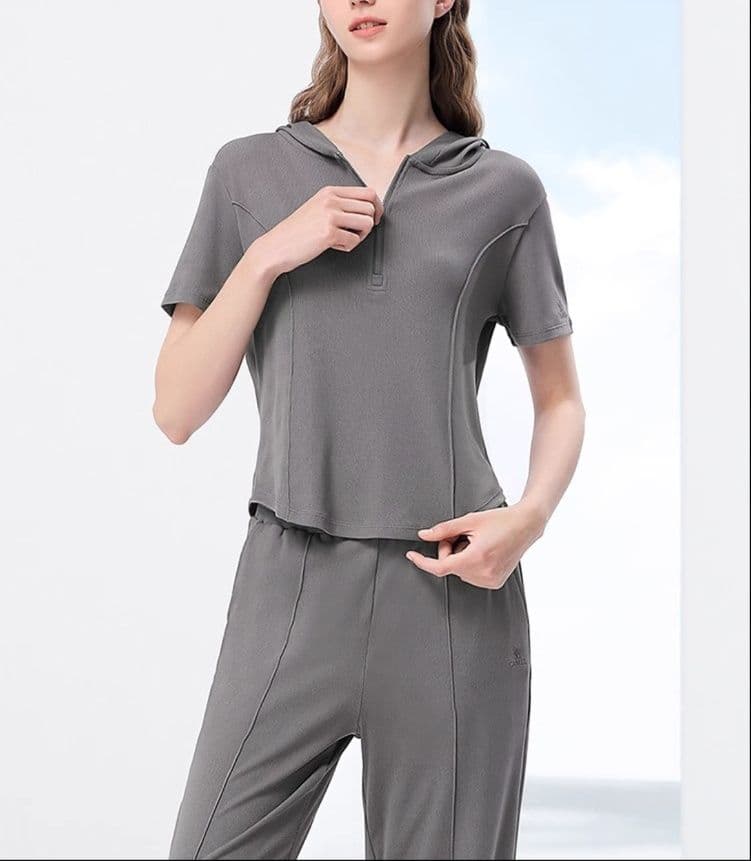 パンツセットアップ ワイド フード付きワイドパンツセットアップ