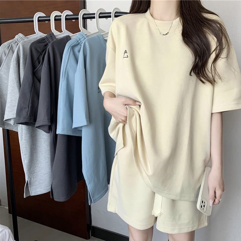 パンツセットアップ シンプル三角ワンポイントセットアップ