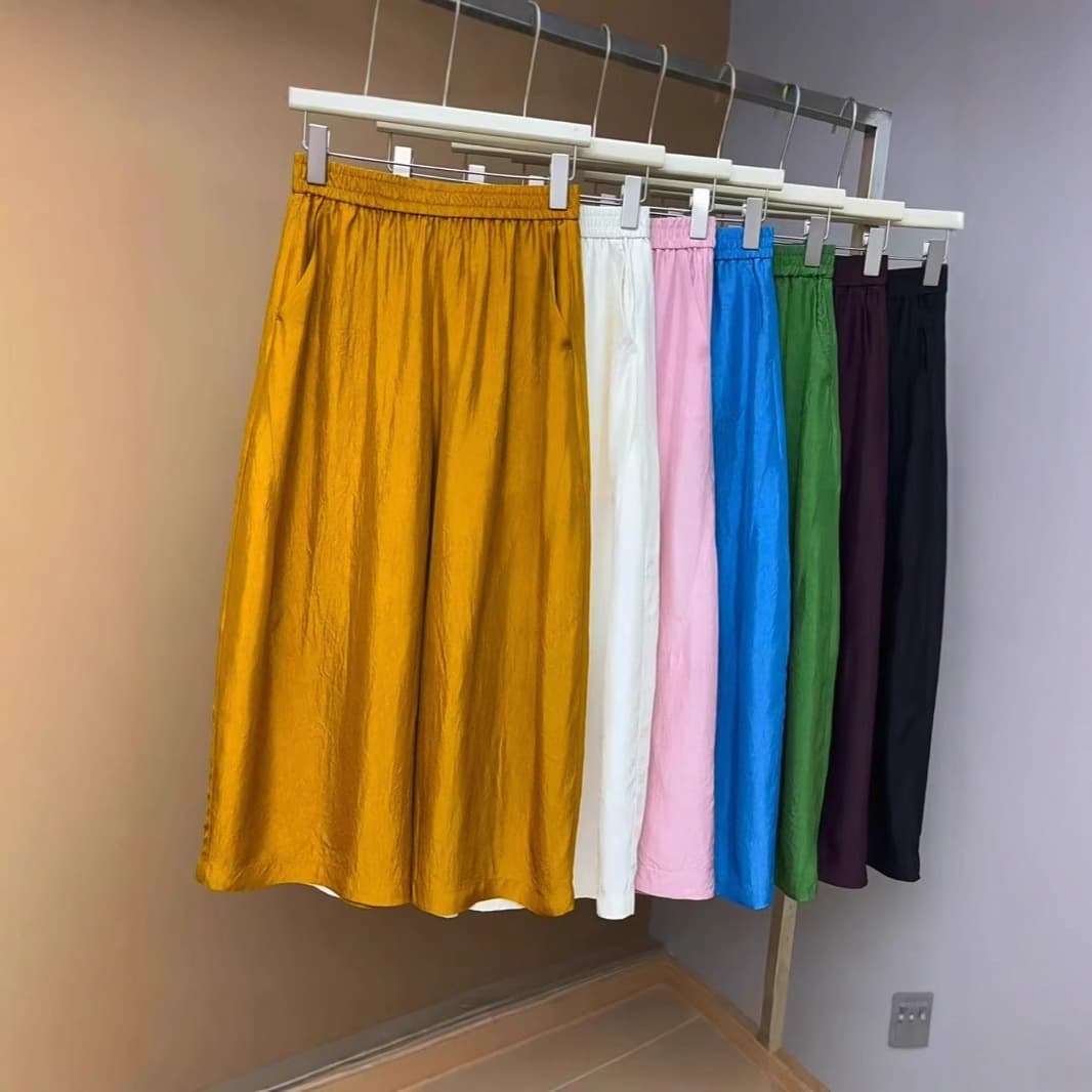 パンツセットアップ なめらか素材ワイドパンツセットアップ
