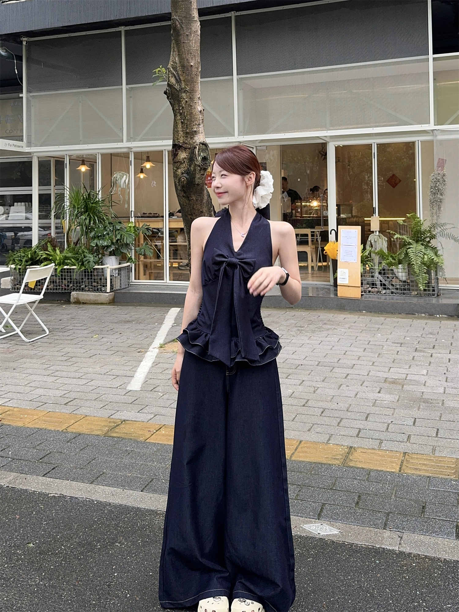 フリルリボンホルターネックトップスとワイドパンツの上下セット