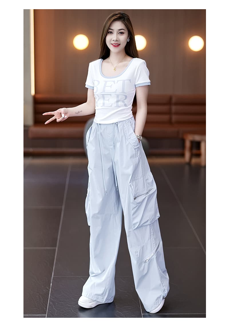 パンツセットアップ ワイド ロゴ入りカジュアルパンツセットアップ